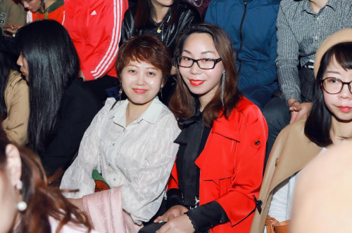 台前幕后，子依深圳时装周三大看点