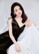 赵丽颖零赘肉“蝴蝶背”登热搜勤做“瘦背5招”你也能办到