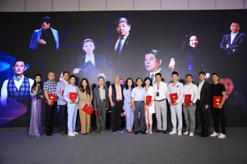 上亿互动“新媒体主持人校园培养计划”公益项目启动 拟打造最强网络直播人才队伍