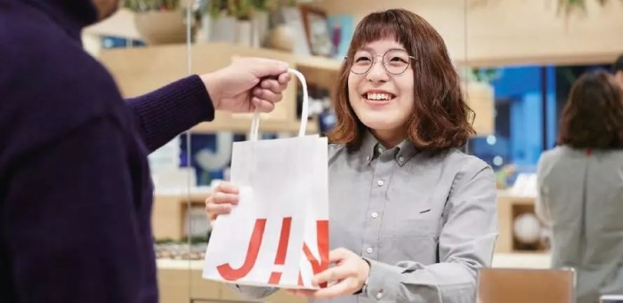 大众喜爱的服务好的眼镜店