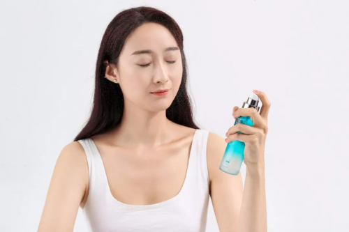 倩优源小蓝瓶赋能水也太“水”了吧，进来挨夸！
