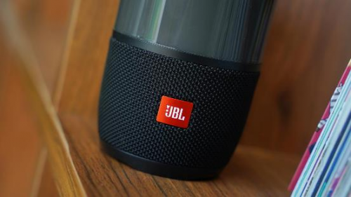 JBL“大灯泡”强势碾压B&O“小圆饼”和BOSE“提水桶”
