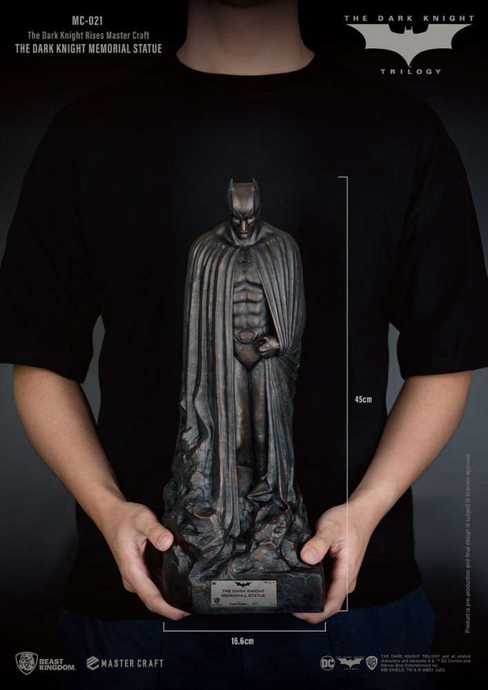 周董要入手了没？施华洛世奇推出“黑水晶版”蝙蝠车同捆蝙蝠侠不到2万5